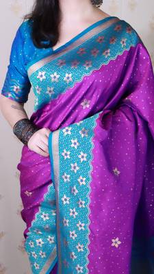 Soft silk banarasi wavy unique zari woven saree 3