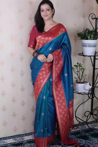 Soft silk banarasi wavy unique zari woven saree