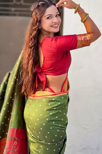 Woven bandhani paithani fusion silk saree