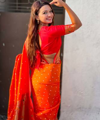 Woven bandhani paithani fusion silk saree 4
