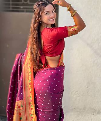 Woven bandhani paithani fusion silk saree 4