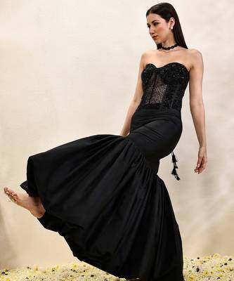 Black plain organza gown 2
