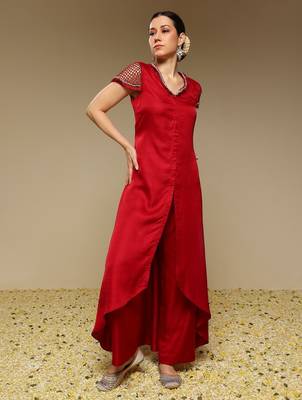 Maroon plain silk kurta set 1