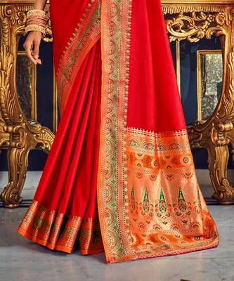 Women's red soft silk blend woven woven saree with unstitched blouse piece 3