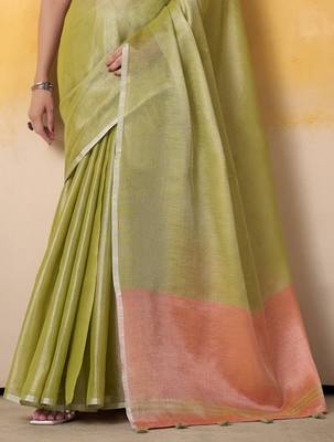 Women's parrot green tissue silk blend solid saree with unstitched silk blend blouse piece 3