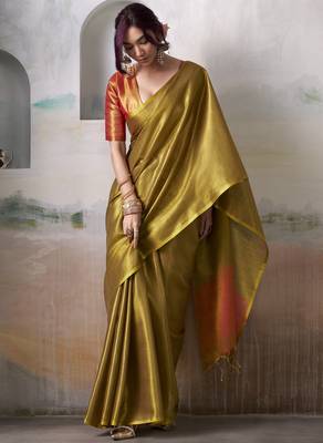 Women's gold tissue silk blend solid saree with unstitched silk blend blouse piece 2