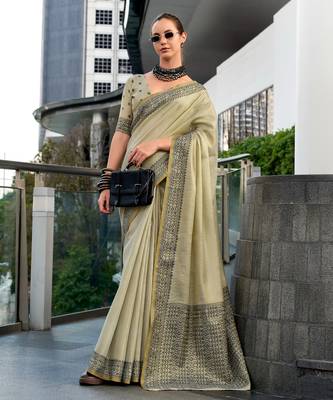 Women's khaki silk blend woven saree with unstitched silk blend blouse piece 1