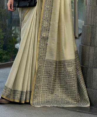 Women's khaki silk blend woven saree with unstitched silk blend blouse piece 4