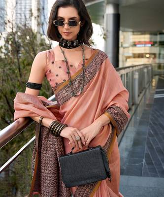 Women's peach silk blend woven saree with unstitched silk blend blouse piece 4