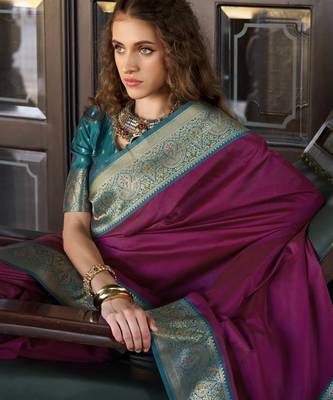 Women's wine soft silk blend zari woven saree with unstitched silk blend blouse piece 3