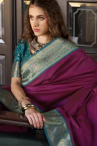 Women's wine soft silk blend zari woven saree with unstitched silk blend blouse piece