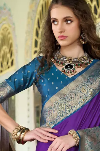 Women's purple soft silk blend zari woven saree with unstitched silk blend blouse piece