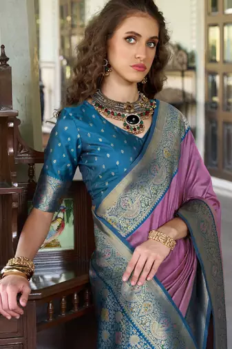 Women's onion soft silk blend zari woven saree with unstitched silk blend blouse piece