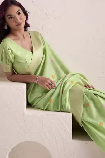 Women's pista soft linen jacquard saree with unstitched silk blend blouse piece