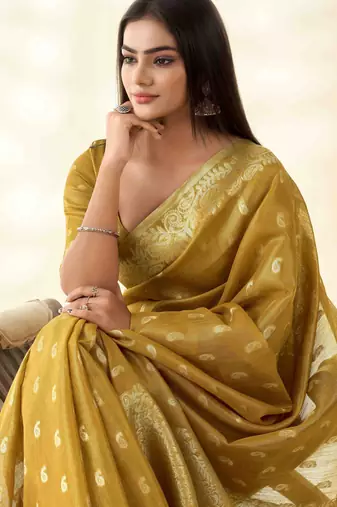 Women's mustard silk blend zari woven saree with unstitched silk blend blouse piece