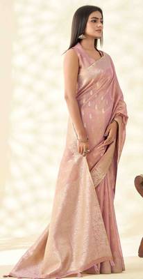 Women's pink silk blend zari woven saree with unstitched silk blend blouse piece 3