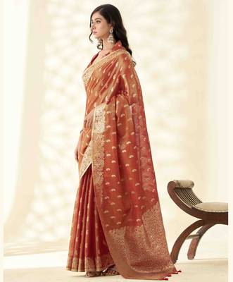Women's rust silk blend zari woven saree with unstitched silk blend blouse piece 2