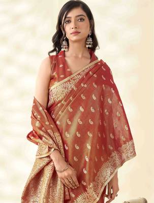 Women's rust silk blend zari woven saree with unstitched silk blend blouse piece 3