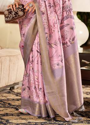 Women's baby pink handloom silk blend saree with unstitched silk blend blouse piece 3