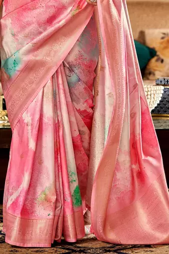 Women's pink handloom silk blend saree with unstitched silk blend blouse piece