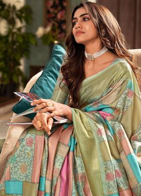 Women's mint handloom silk blend saree with unstitched silk blend blouse piece 2