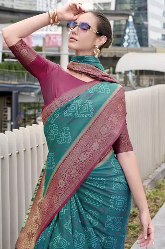Women's rama soft silk blend bandhani saree with unstitched silk blend blouse piece