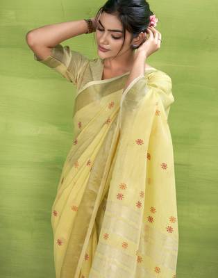 Women's yellow linen silk blend woven saree with unstitched silk blend blouse piece 3