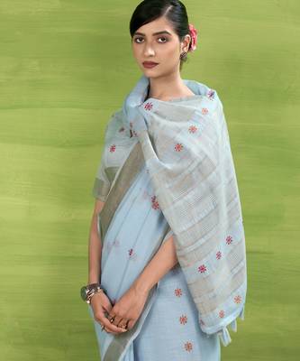 Women's blue linen silk blend woven saree with unstitched silk blend blouse piece 4