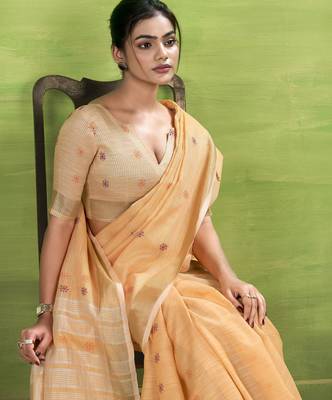 Women's orange linen silk blend woven saree with unstitched silk blend blouse piece 4