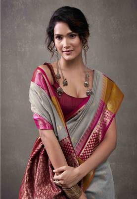 Women's grey modal cotton zari woven saree with unstitched silk blend blouse piece 3