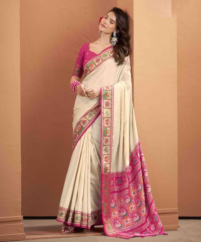 Women's beige patola silk kalamkari saree with unstitched silk blouse piece