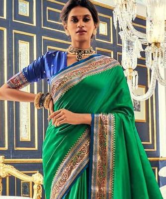 Women's dark green soft silk blend woven saree with unstitched silk blend blouse piece 3