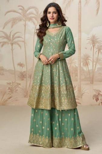 Green heavy fox georgette Suit