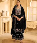 Black embroderied velvet palazzo suit