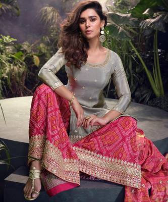 Grey embroderied shimmer stitched palazzo suit(free size) 3