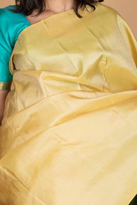 Off white traditional kanchipuram silk saree with silk mark certified 2
