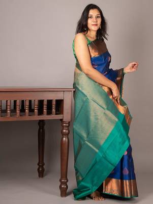 Navy blue pattu saree with silk mark certified 3