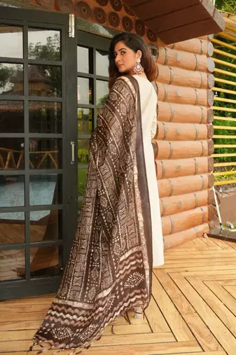 White Floral Embroidered Off V-Neck Pure Cotton Kurta With Trouser &Dupatta