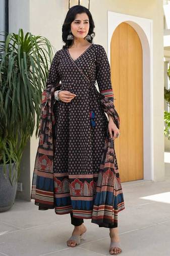 Black Floral Printed V-Neck Pure Cotton Kurta With Trouser & Dupatta