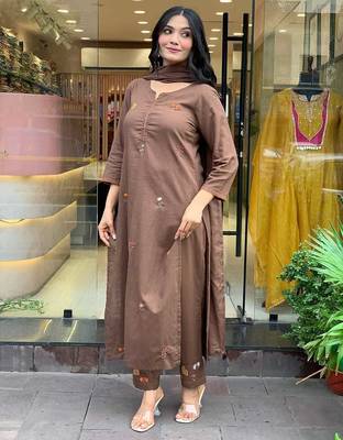 Brown Floral Embroidered Round Neck  Cotton Kurta With Trouser & Dupatta 2
