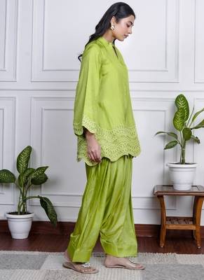 Parrot-green art silk lace salwar-kameez 3