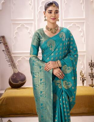 Royal Radiance Roop Silk Saree with Exquisite Zari Weaving 4
