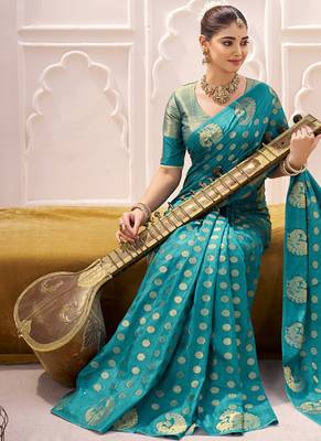 Royal Radiance Roop Silk Saree with Exquisite Zari Weaving 5