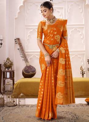 Royal Radiance Roop Silk Blend Saree with Exquisite Zari Weaving 4