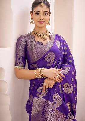 Royal Radiance Roop Silk Blend Saree with Exquisite Zari Weaving 2