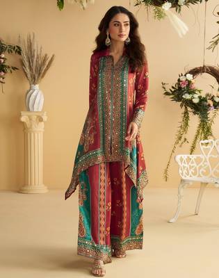 Red crep silk cord set with mirror work 3