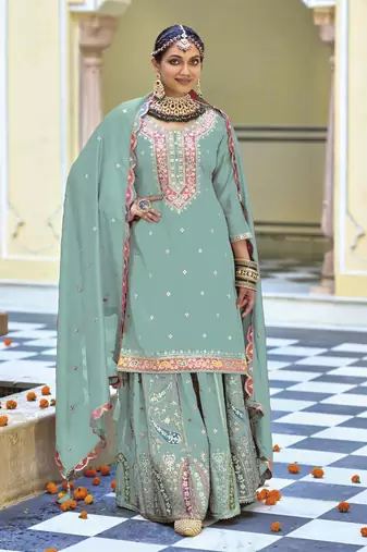 Sky blue embroderied silk palazzo suit