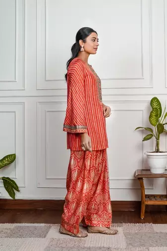 Red art silk printed salwar-kameez