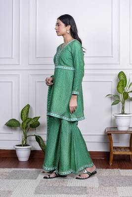 Green art silk printed salwar-kameez 4