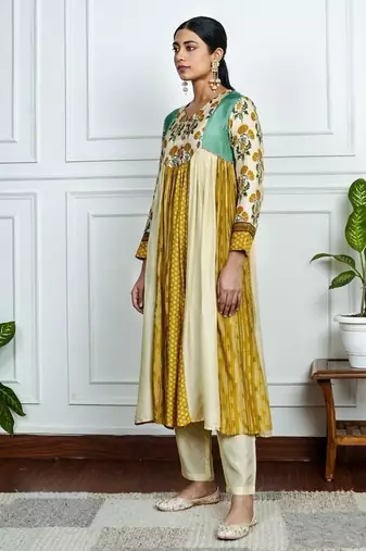 Multicolor art silk printed salwar-kameez